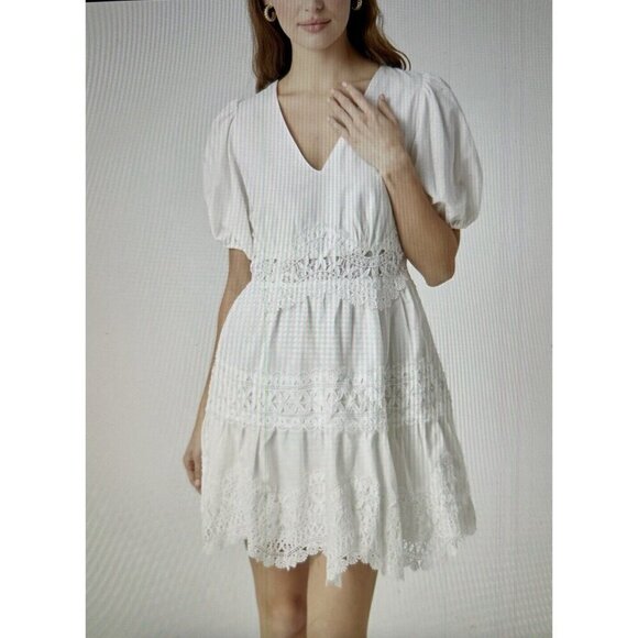 Endless Rose Dresses & Skirts - ENDLESS ROSE White Puff Sleeve V-Neck Lace Trim Mini Dress Sz M